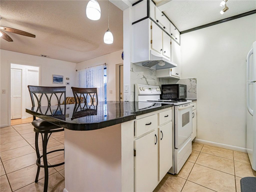 1198 Breezy Way, Unit 7A, Sebastian, FL 32958 Photo