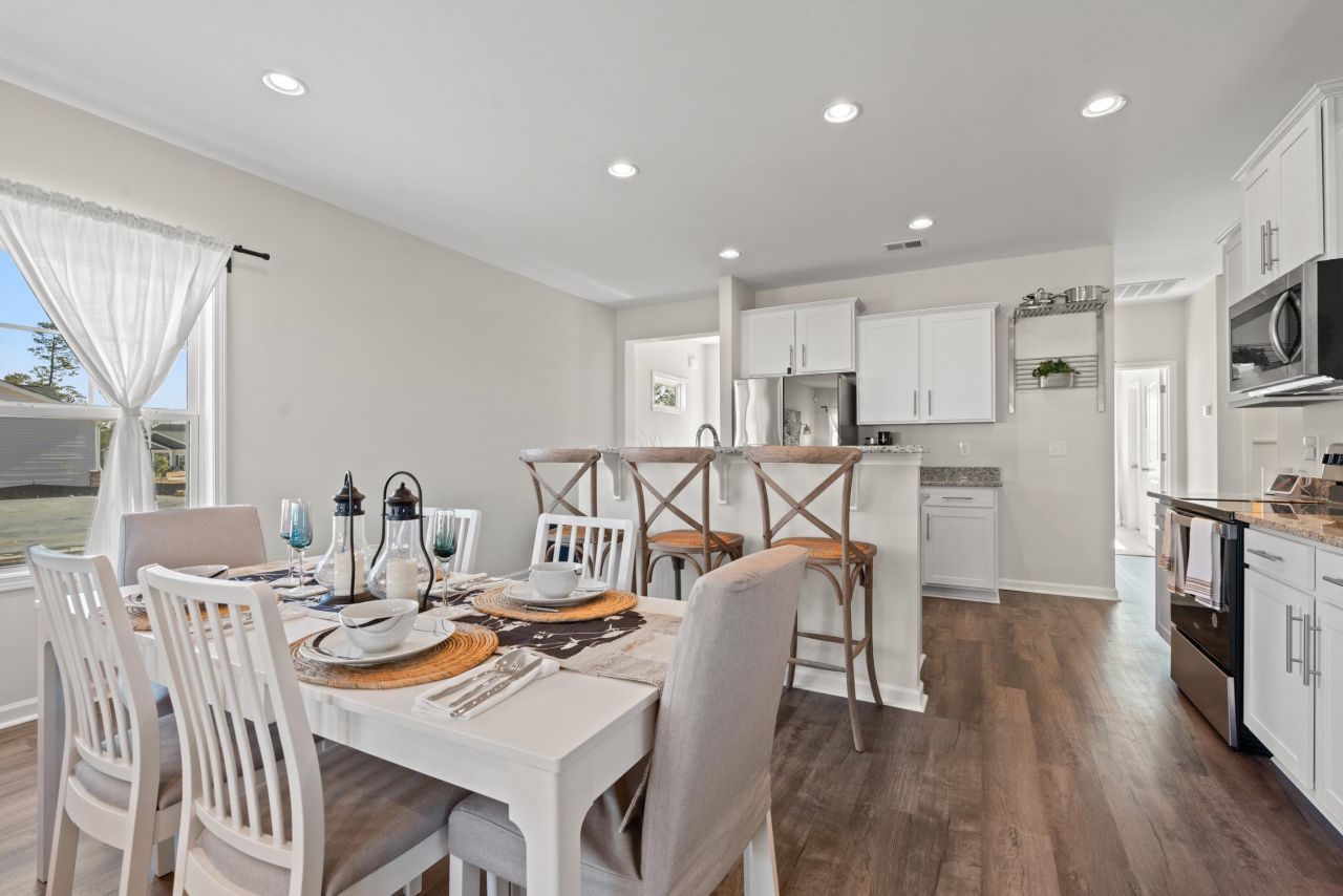 361 Palmetto Sand Loop Photo 6