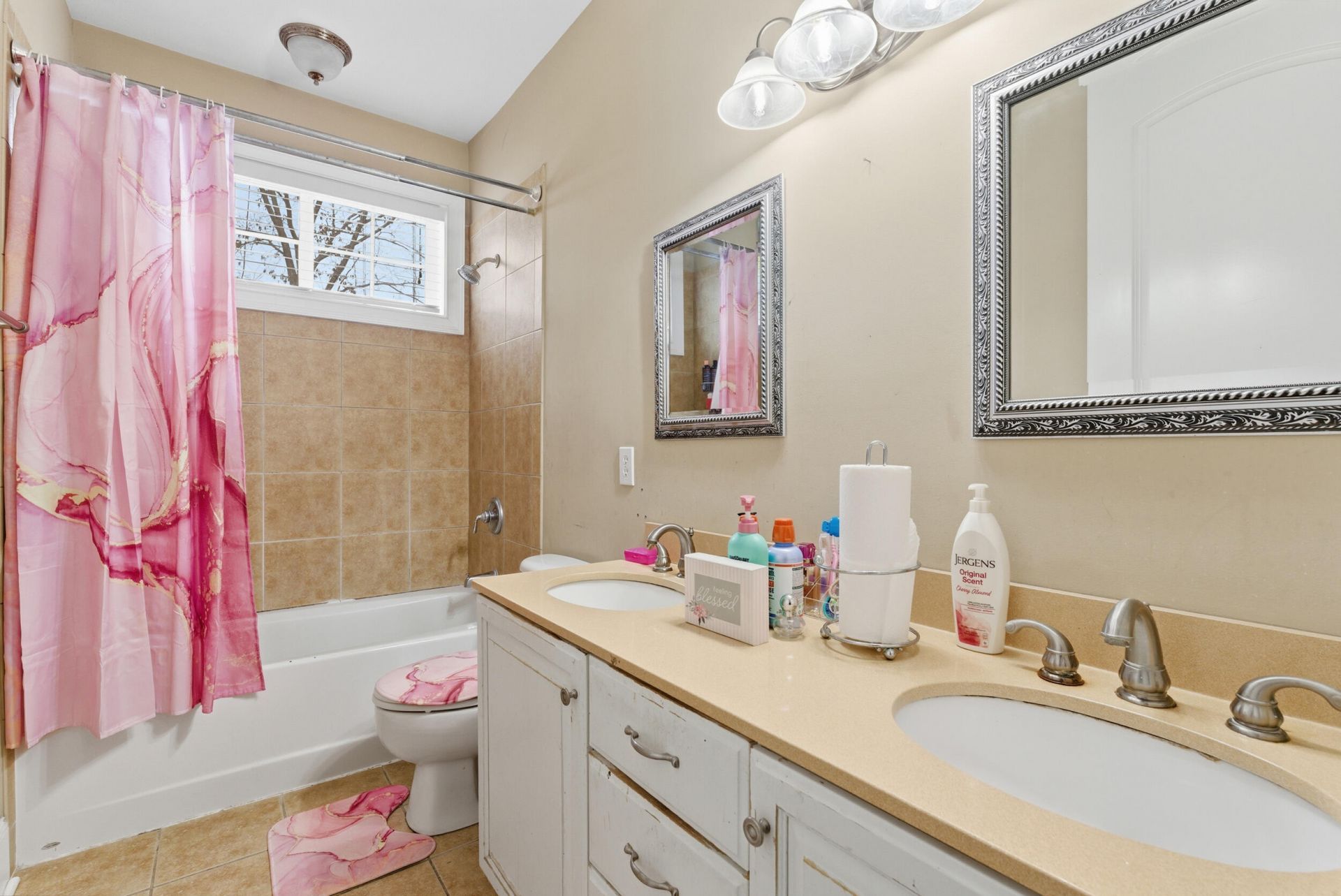 111 Amanda Circle Photo 36