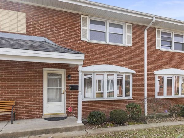 509 Barnsdale Road, Unit C, La Grange Park, IL 60526