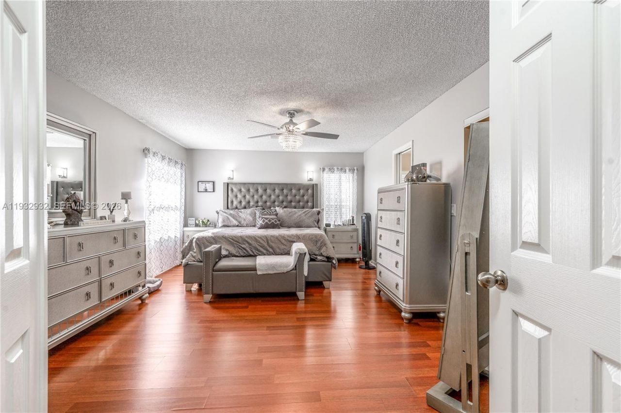 881 SW 126th Way, Davie, FL 33325 Photo