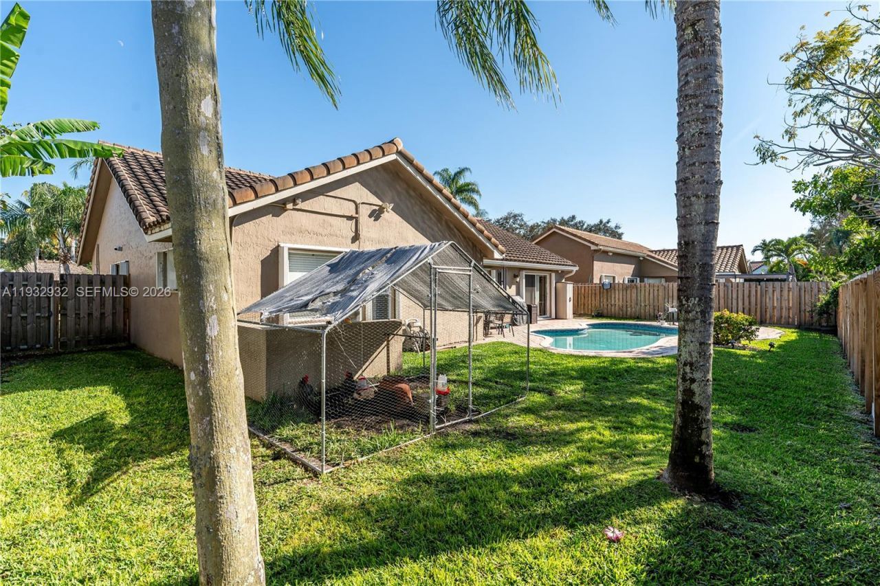 881 SW 126th Way, Davie, FL 33325 Photo