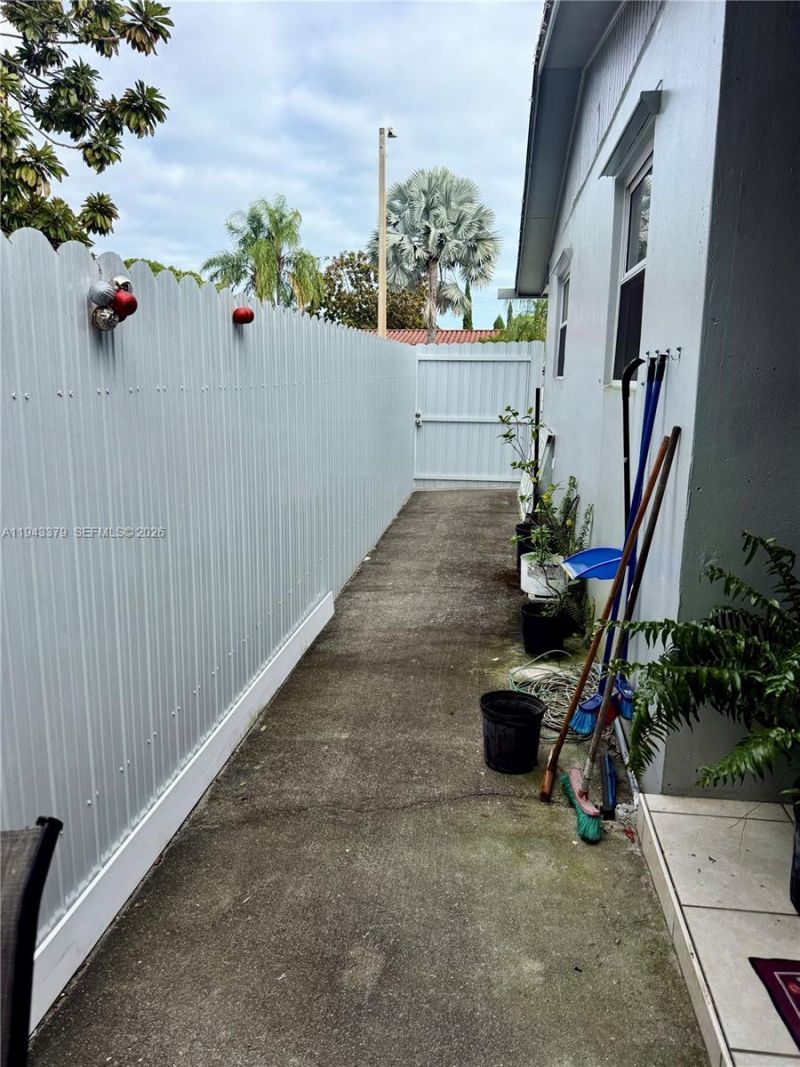 19632 SW 120th Ave, Miami, FL 33177 Photo