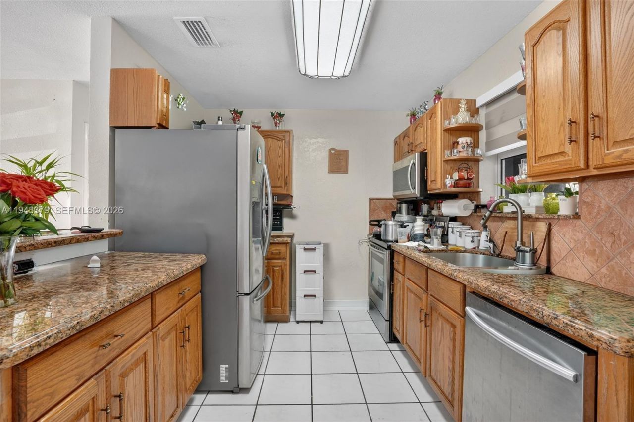 19632 SW 120th Ave, Miami, FL 33177 Photo