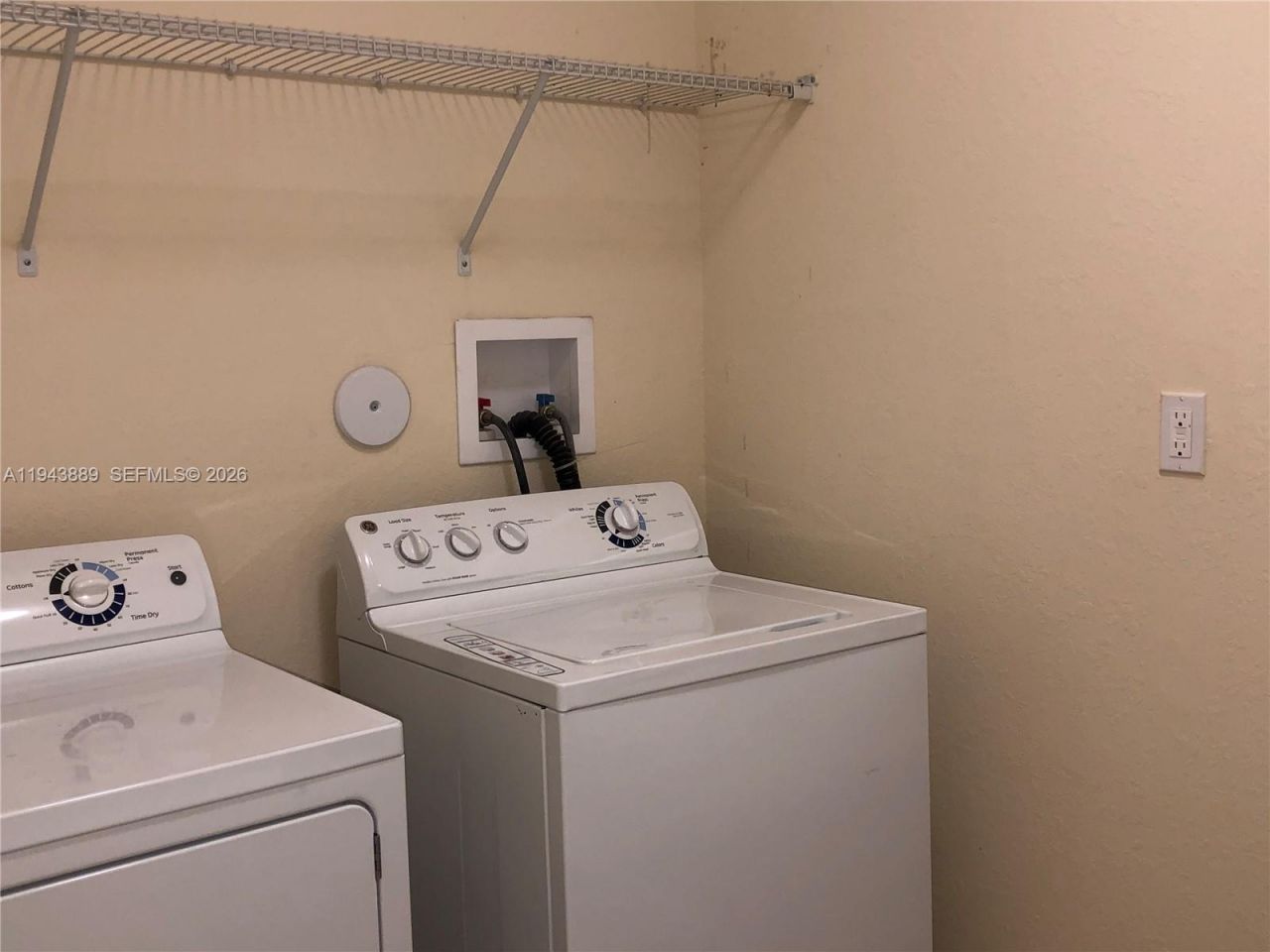 9132 SW 227th Ln, Cutler Bay, FL 33190 Photo