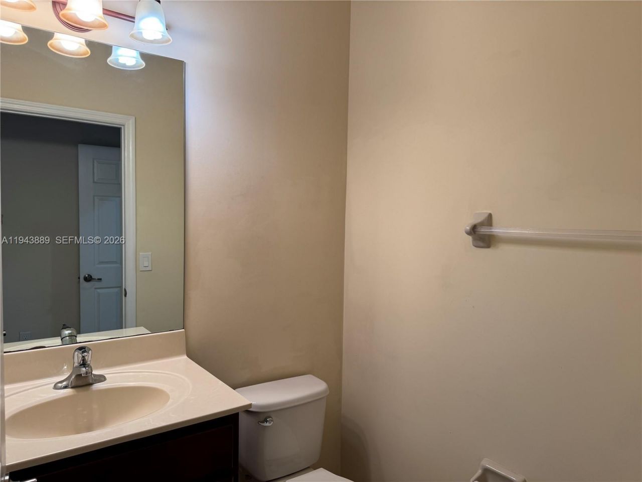 9132 SW 227th Ln, Cutler Bay, FL 33190 Photo