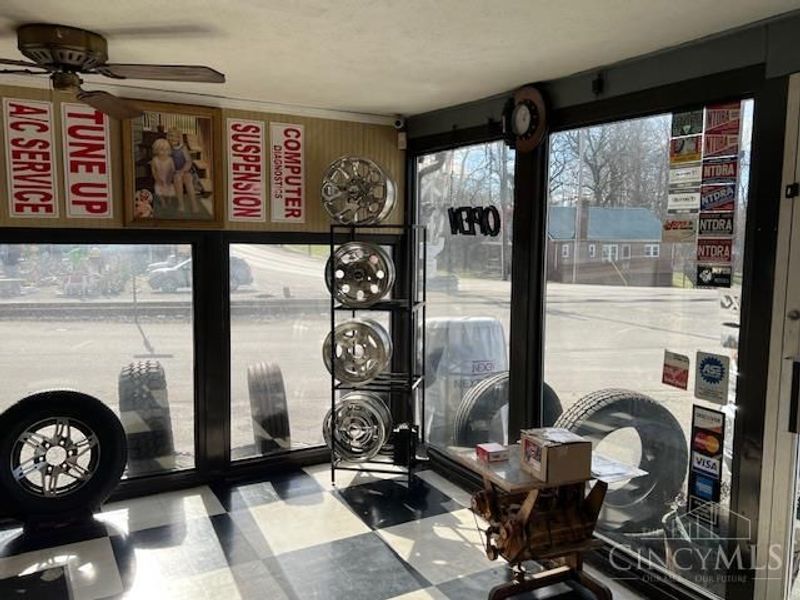 202 N High Street, Green Township, OH 45154 Photo 9