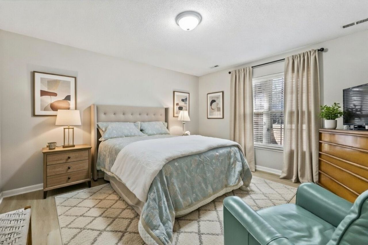 135 Country Manor Dr. Photo 14