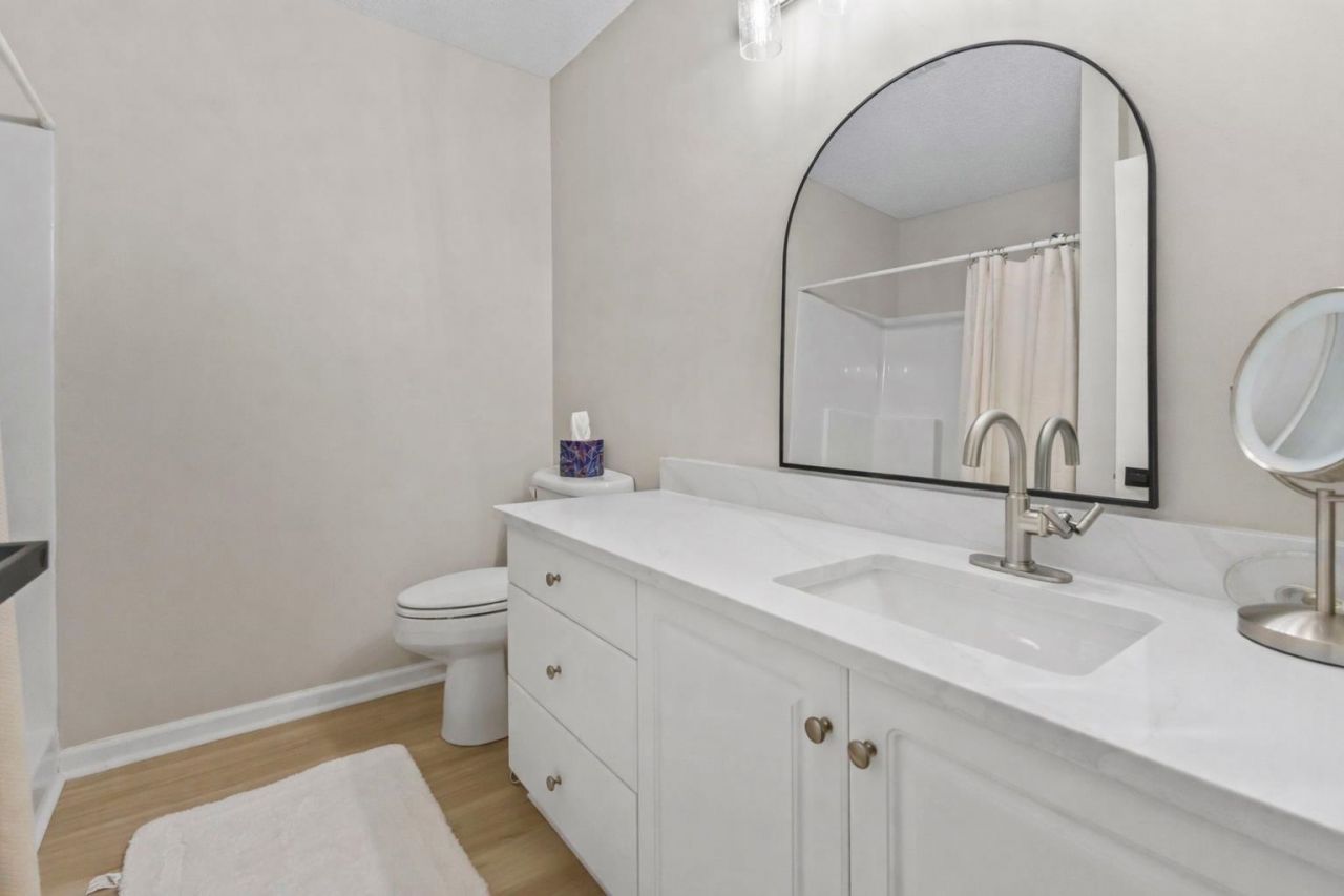 135 Country Manor Dr. Photo 18