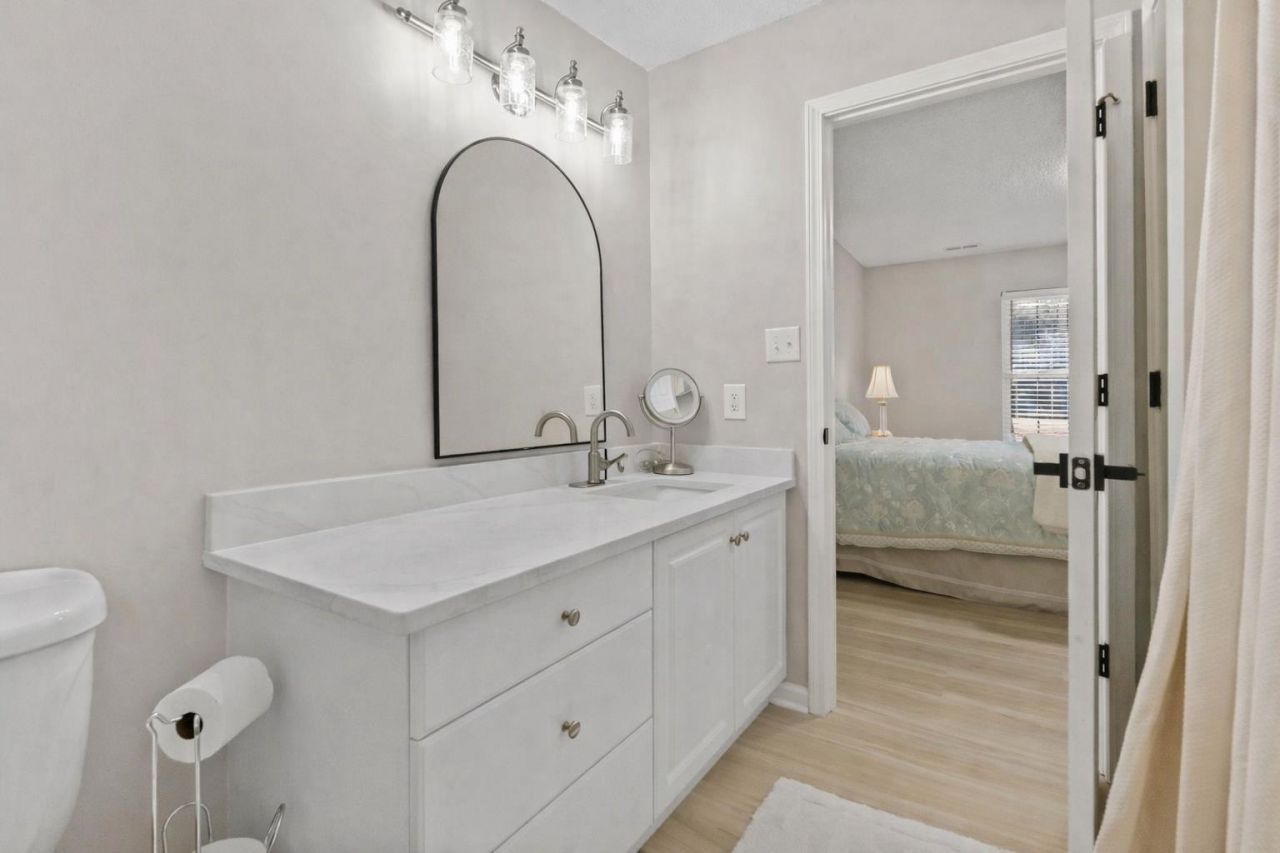 135 Country Manor Dr. Photo 19