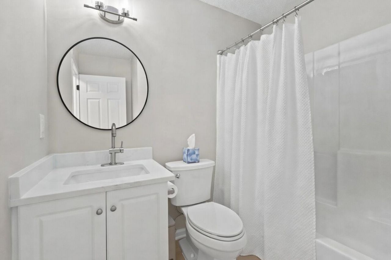 135 Country Manor Dr. Photo 26