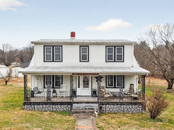 6699 S EAST SIDE HWY, ELKTON, VA 22827