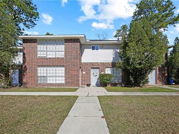 1528 RICHMOND Drive, Slidell, LA 70458