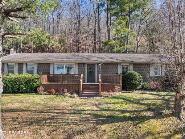 691 Barclay Lane, Jellico, TN 37762