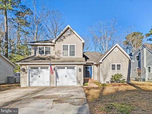 8 EDGEWOOD DRIVE, OCEAN PINES, MD 21811