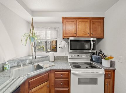 7437 Auburn Oaks Ct #e, Unit E, Citrus Heights, CA 95621 Photo