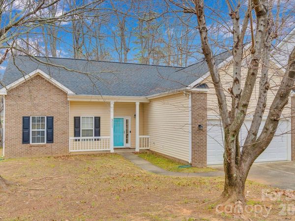 311 Margaret Kelly Court, Charlotte, NC 28216