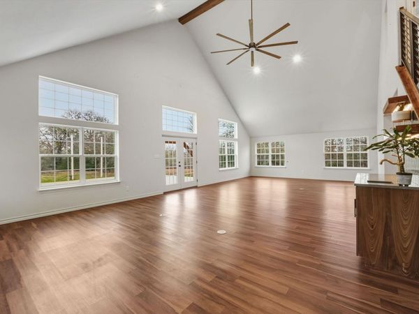 20808 Sandy Brown LN, Webberville, TX 78621