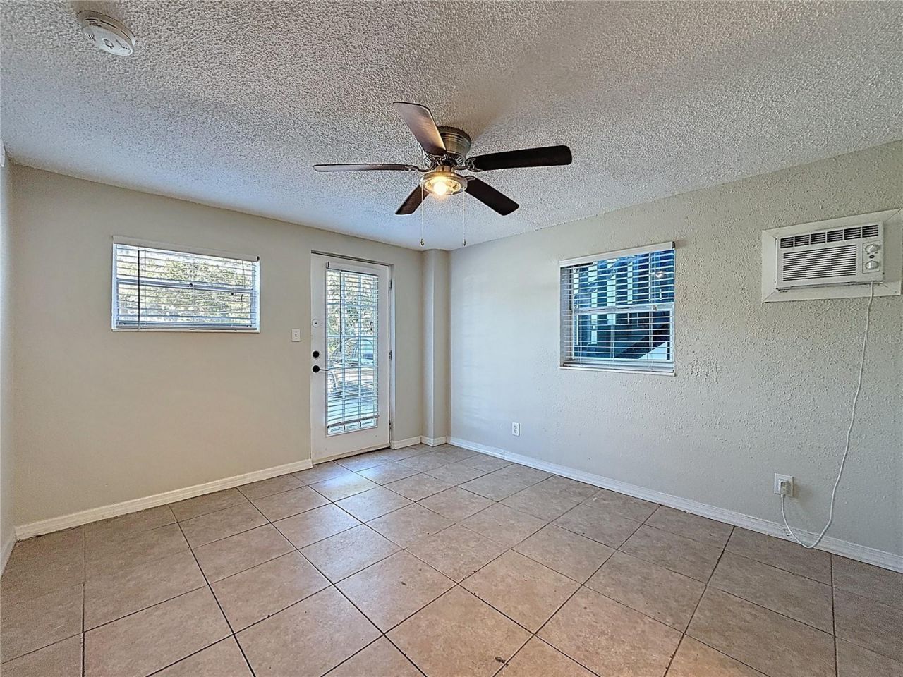 3631 Park Street N, Saint Petersburg, FL 33710 Photo