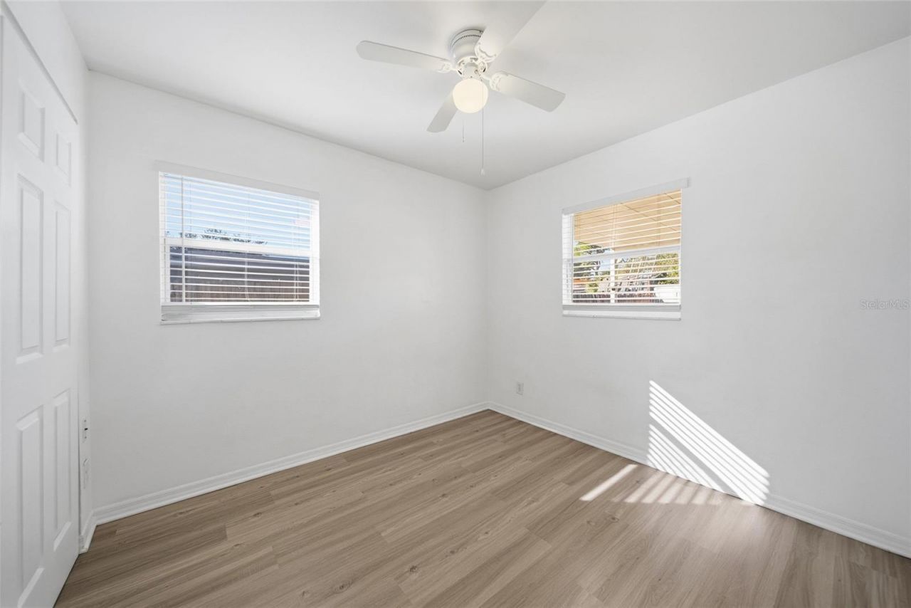 781 73rd Avenue N, Saint Petersburg, FL 33702 Photo