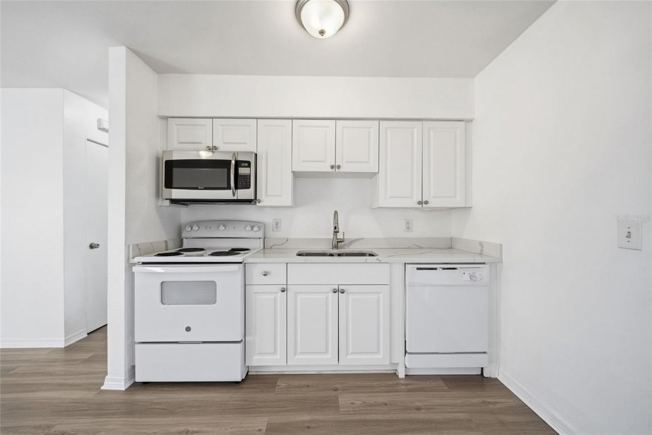 781 73rd Avenue N, Saint Petersburg, FL 33702 Photo