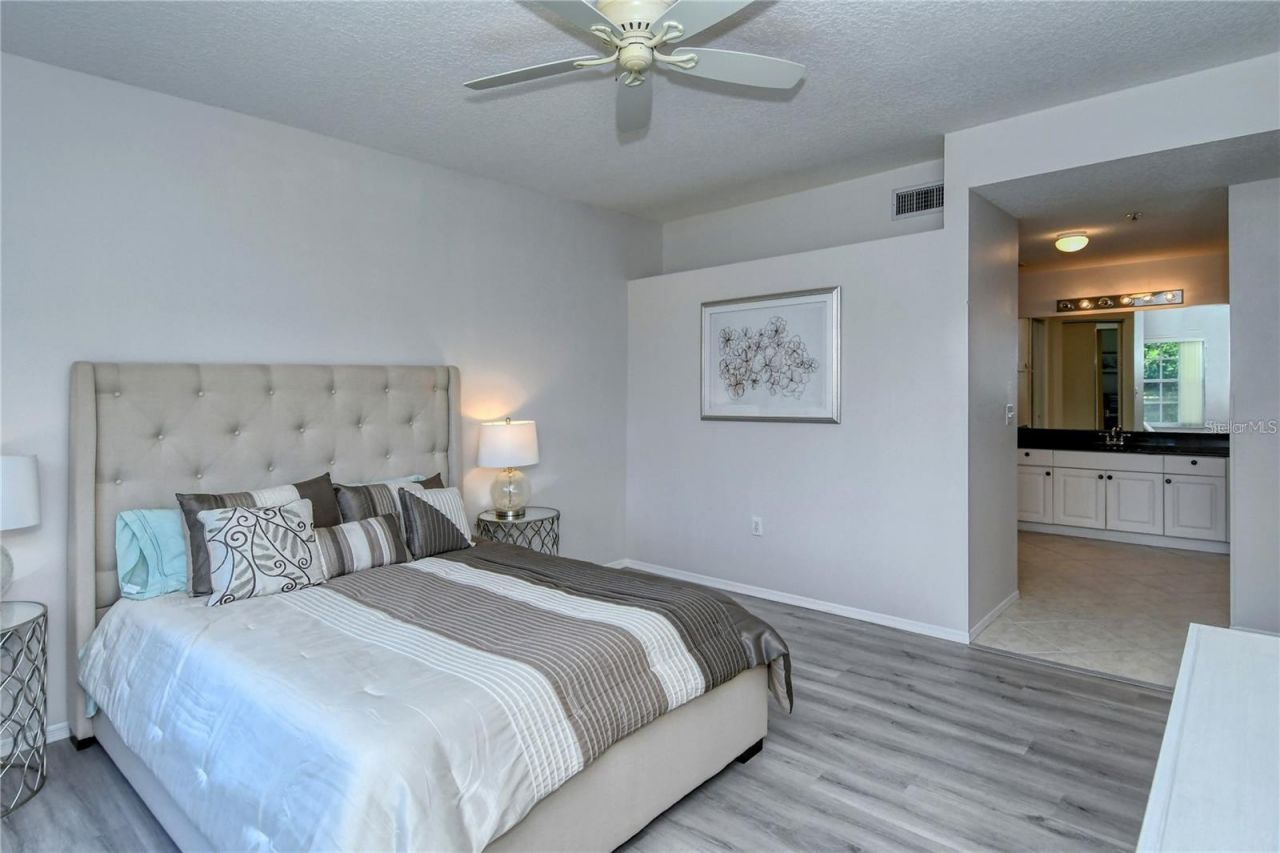 5414 Fair Oaks Street, Unit 10-D, Bradenton, FL 34203 Photo