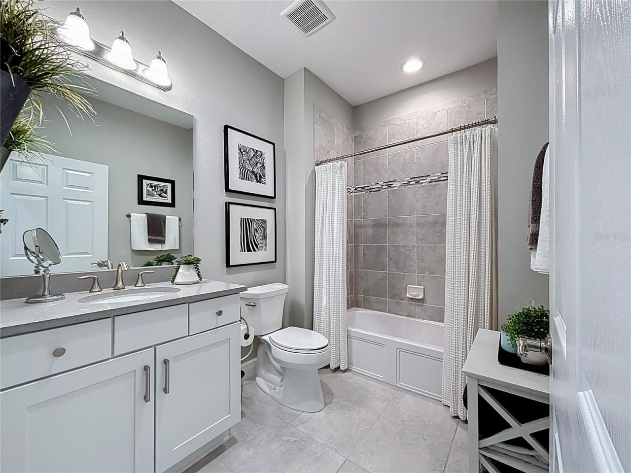 202 Bella Vista Terrace, Unit D, North Venice, FL 34275 Photo