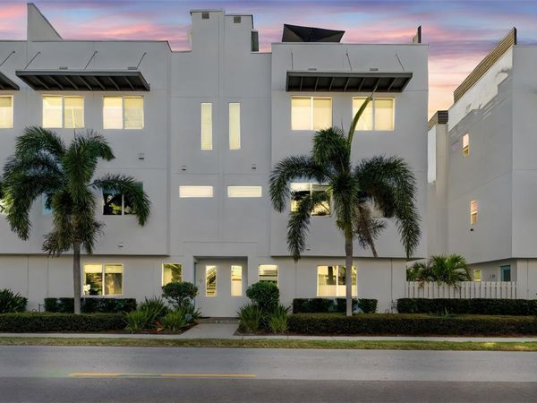 3100 W PAUL AVENUE, Unit 10, TAMPA, FL 33611