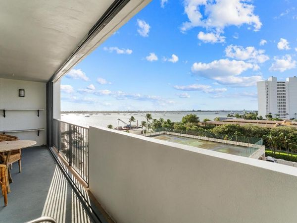 5600 N Flagler Drive, Unit 605, West Palm Beach, FL 33407