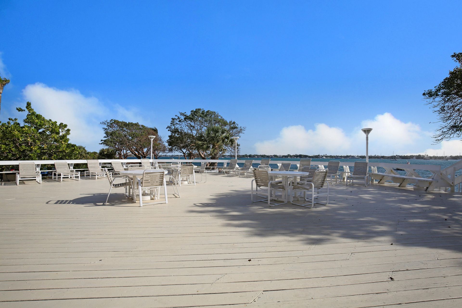 5600 N Flagler Drive, Unit 605, West Palm Beach, FL 33407 Photo