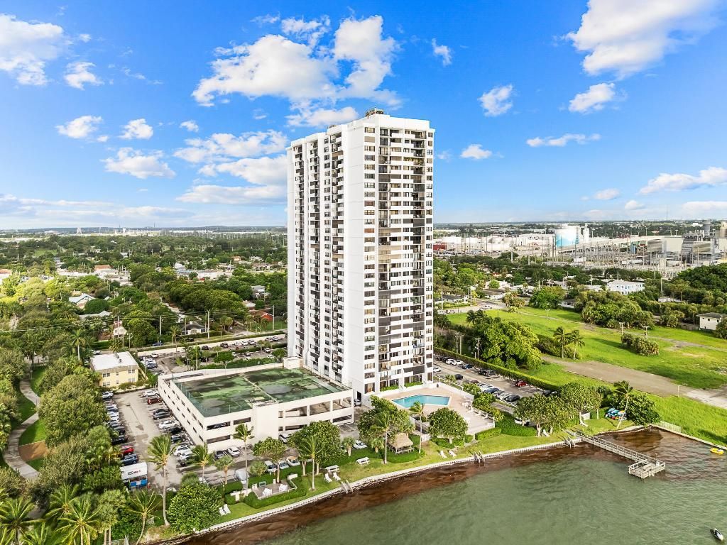 5600 N Flagler Drive, Unit 605, West Palm Beach, FL 33407 Photo