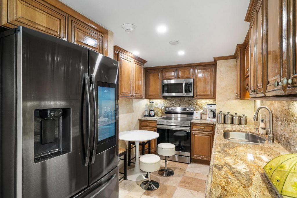 5600 N Flagler Drive, Unit 605, West Palm Beach, FL 33407 Photo