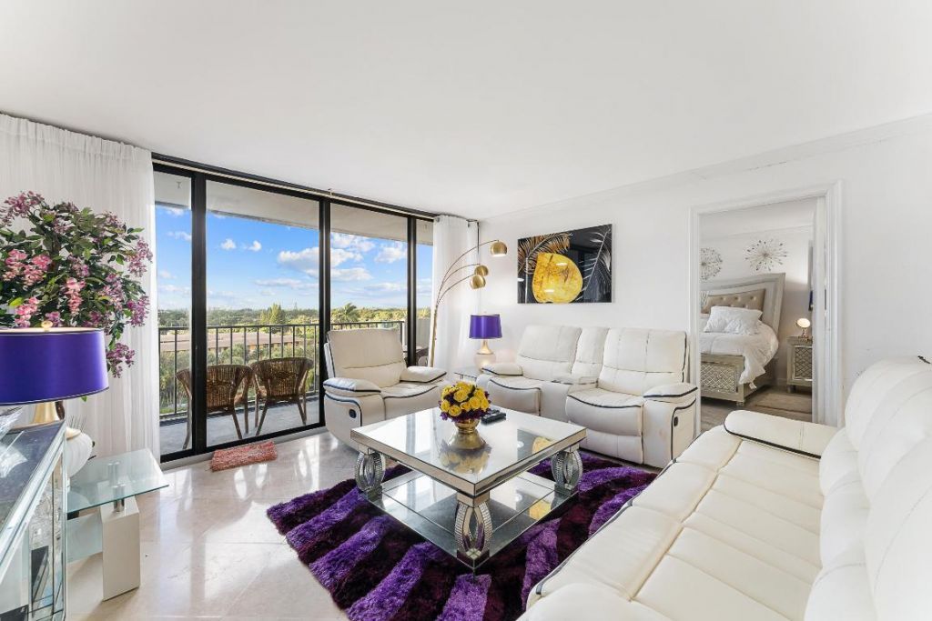 5600 N Flagler Drive, Unit 605, West Palm Beach, FL 33407 Photo