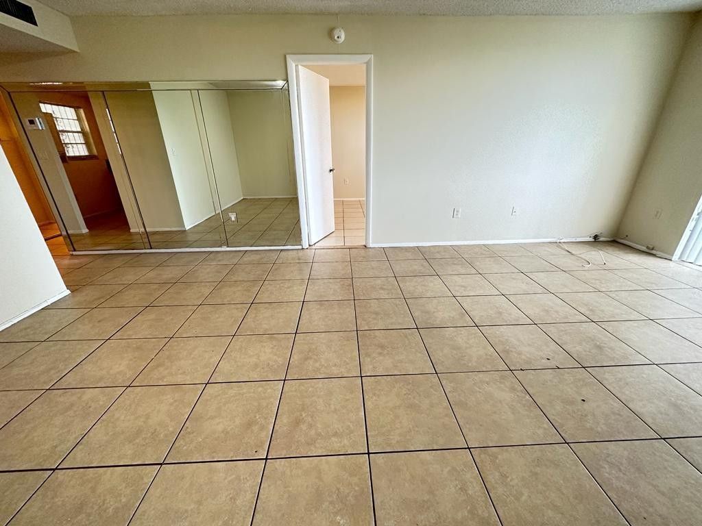 15600 NW 7th Avenue, Unit 512, Miami, FL 33169 Photo