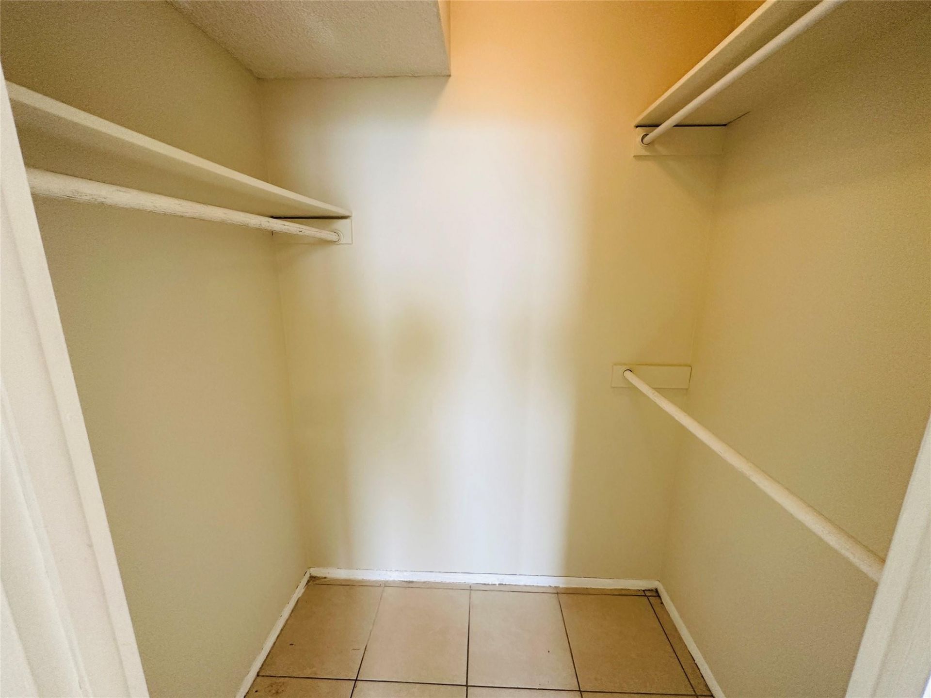 15600 NW 7th Avenue, Unit 512, Miami, FL 33169 Photo