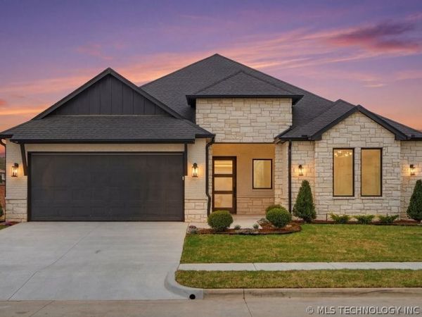 11927 S Vandalia Avenue, Tulsa, OK 74103