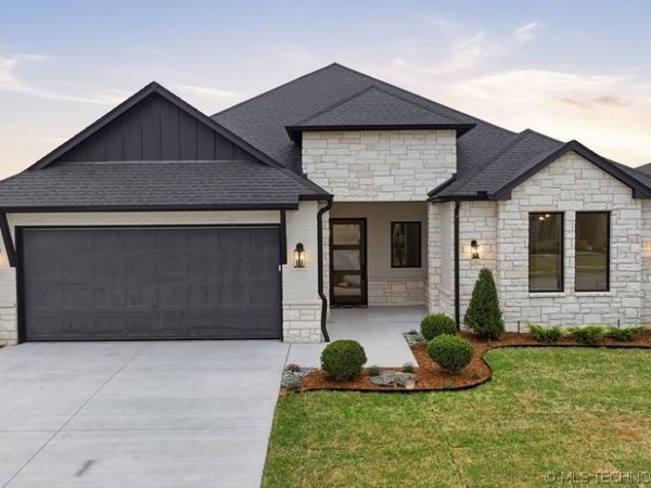 11927 S Vandalia Avenue, Tulsa, OK 74103