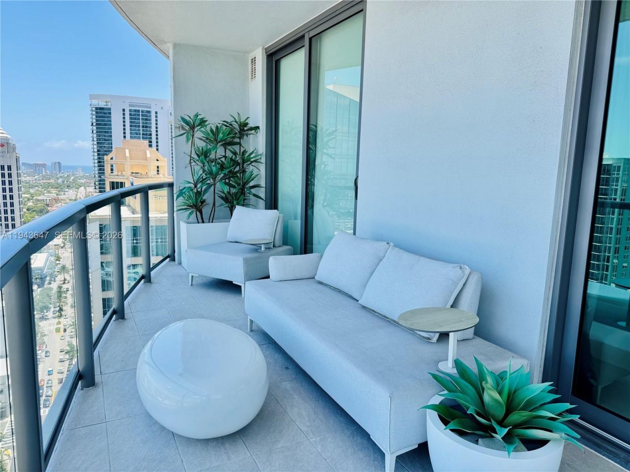 100 E Las Olas Blvd , Unit 2802, Fort Lauderdale, FL 33301 Photo