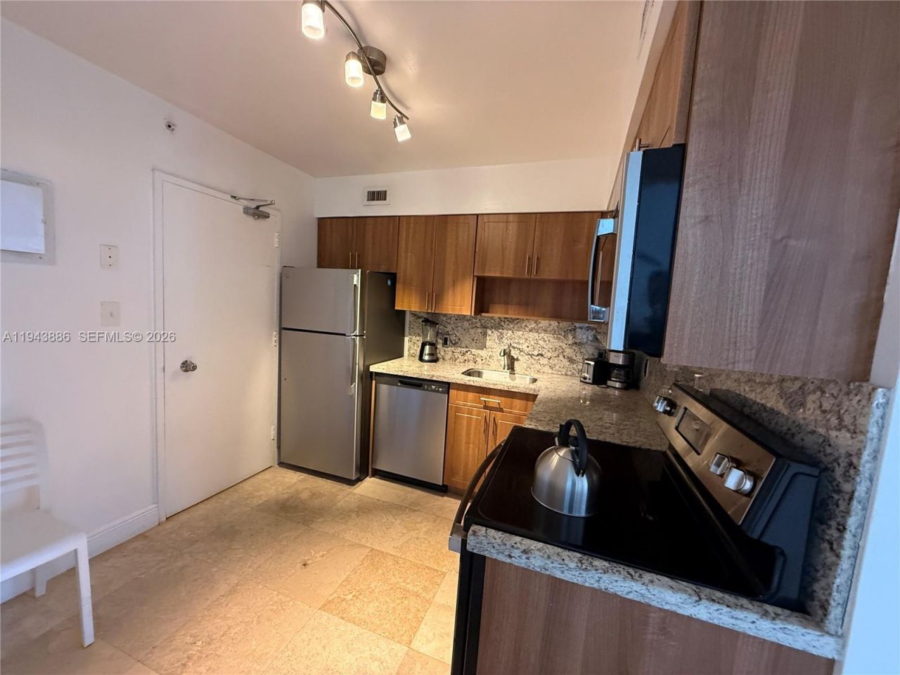 5101 Collins Ave, Unit 12T, Miami Beach, FL 33140 Photo