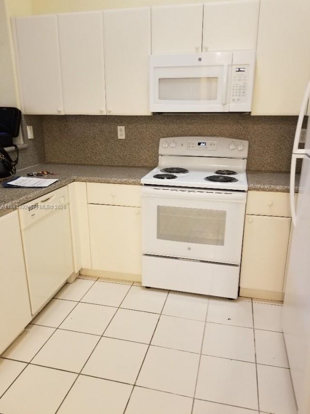 1663 SE 27th Dr, Unit 202, Homestead, FL 33035 Photo
