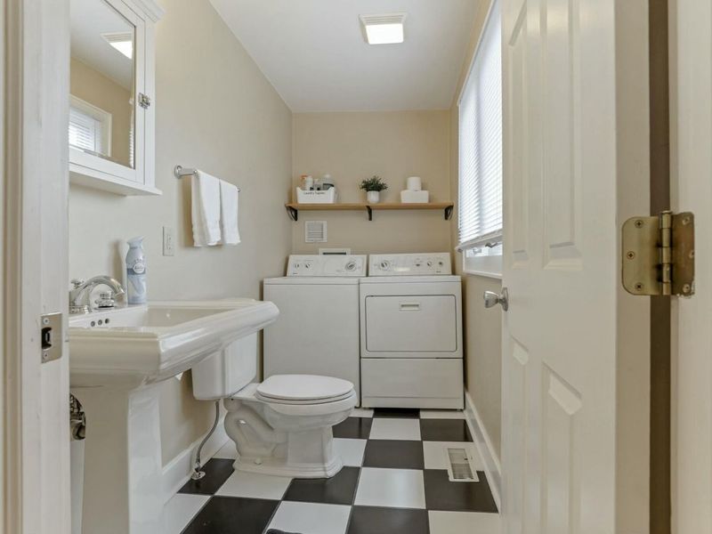 1158 Summit Street, Columbus, OH 43201 Photo 13