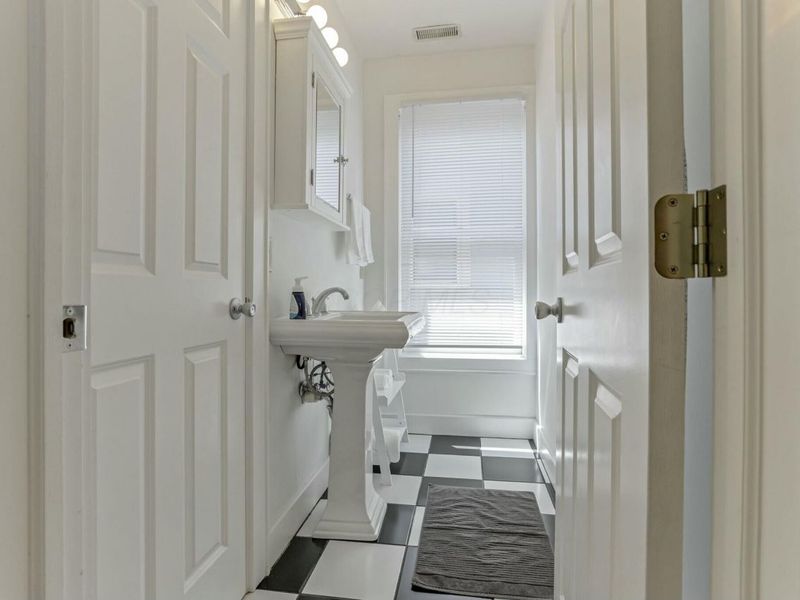 1158 Summit Street, Columbus, OH 43201 Photo 32