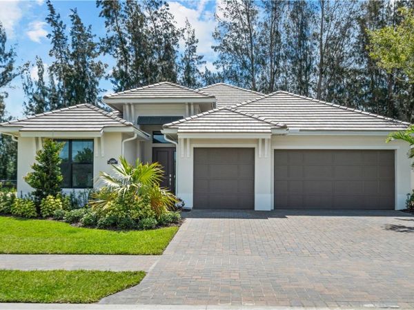 692 Ravens Landing Drive, Vero Beach, FL 32968