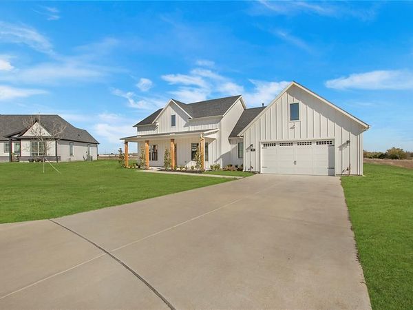 804 Lexington Lane , Nevada, TX 75173