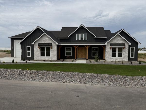 23739 Legends Lane, Caldwell, ID 83607