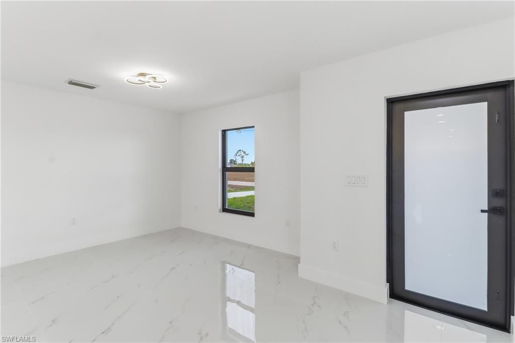 1918 NW 21st Ter, Cape Coral, FL 33993 Photo