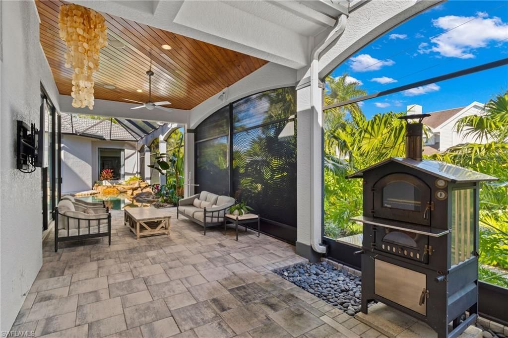 2755 Lantern Ln, Naples, FL 34102 Photo