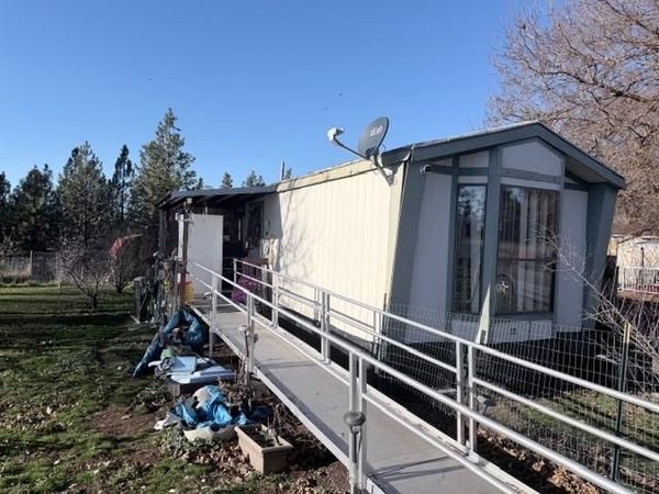 16220 S Sherman Rd, Cheney, WA 99004