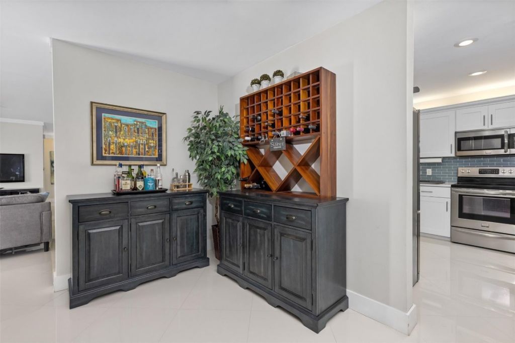 5401 NE 17th Terrace, Fort Lauderdale, FL 33334 Photo