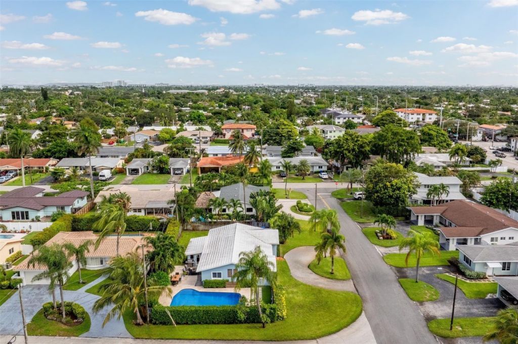 5401 NE 17th Terrace, Fort Lauderdale, FL 33334 Photo